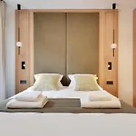 Incredible flat - 4 BR-10P - Matignon - Champs Elysées