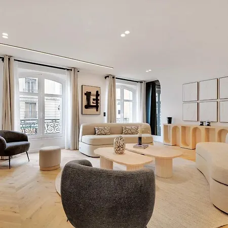 Incredible Flat - 4 Br-10p - Matignon - Champs Elysées Parigi