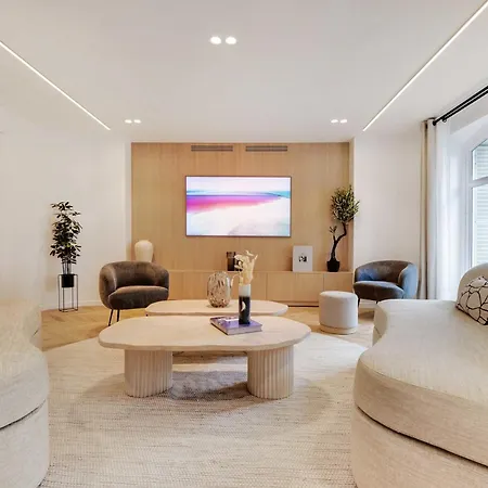 Incredible Flat - 4 Br-10p - Matignon - Champs Elysées * Parigi