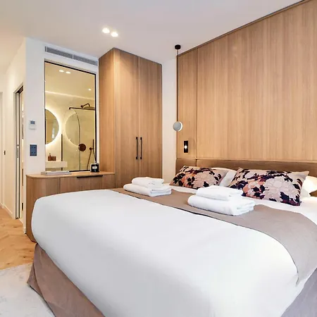 Incredible Flat - 4 Br-10p - Matignon - Champs Elysées