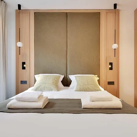 Incredible Flat - 4 Br-10p - Matignon - Champs Elysées Parigi